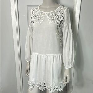 SANDRA PARIS Elegant 100% White Cotton Lace Mini Dress. STUNNING!